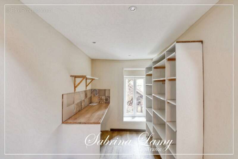  Maison avec dépendance à fort potentiel – Loisy-en-Brie (51130) - Jardin - Terrasse - photo 11