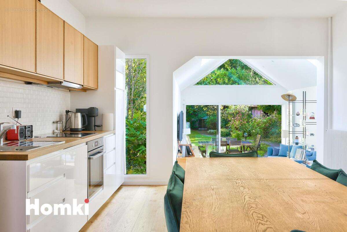 Maison à VELIZY-VILLACOUBLAY