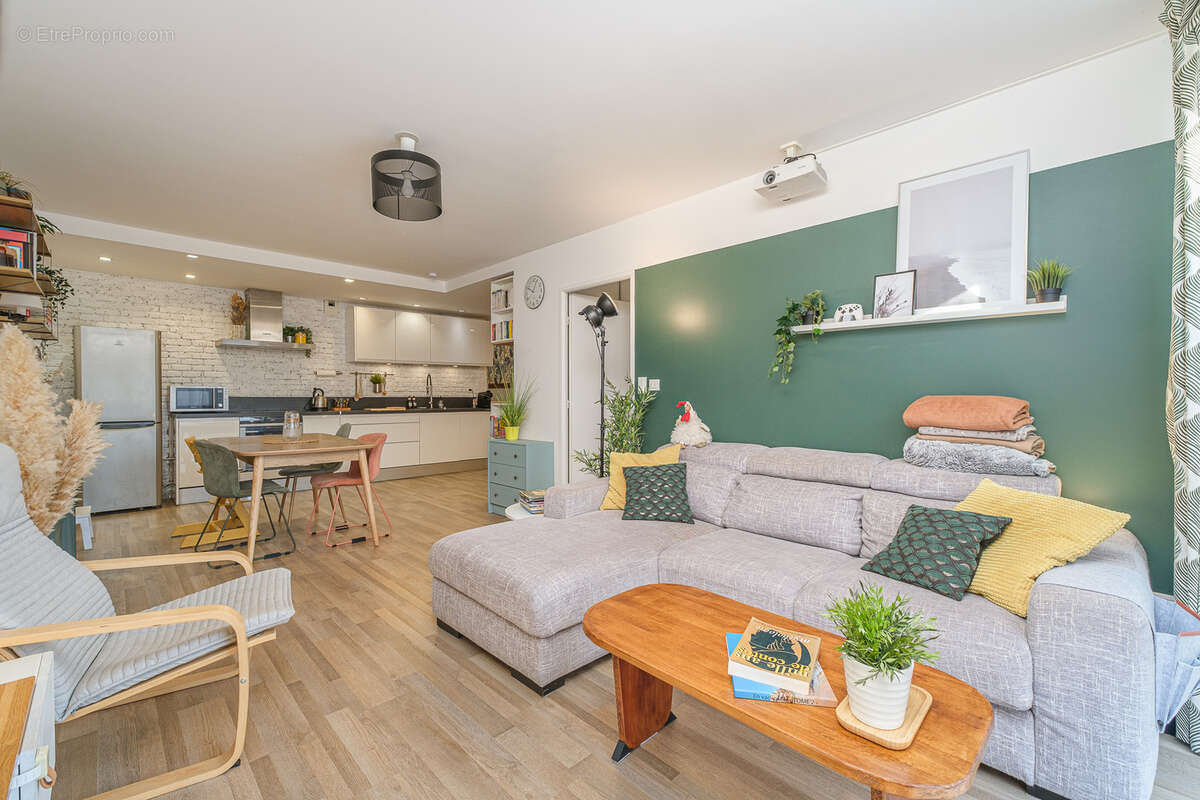 Appartement à PLAN-DE-CUQUES