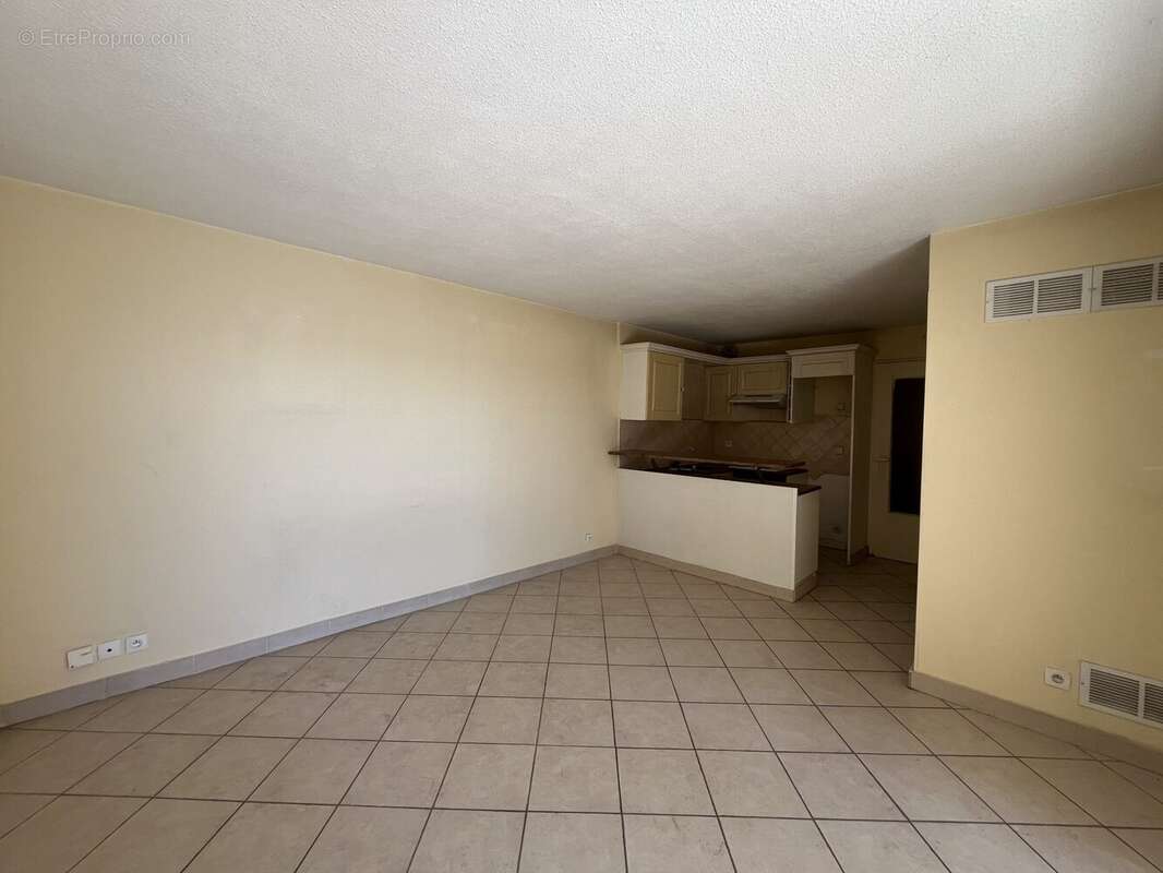 Appartement à FREJUS