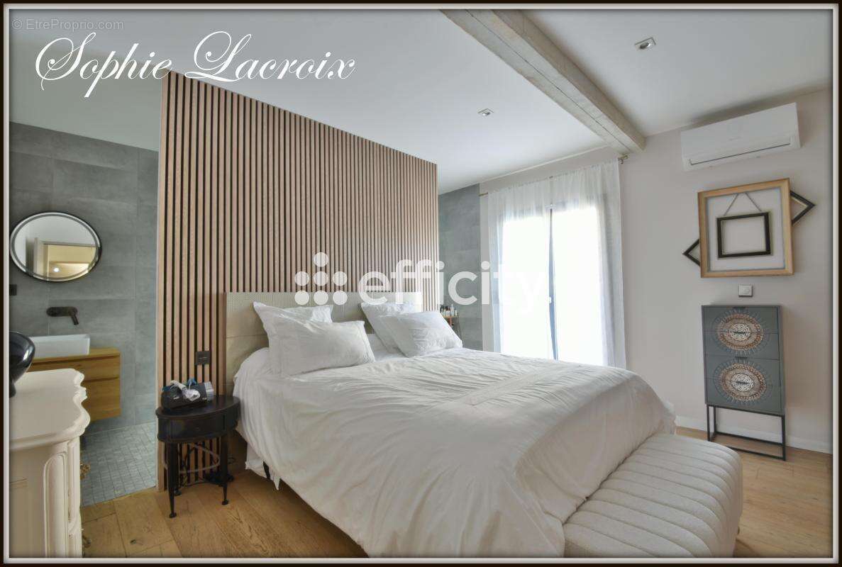 Maison à ROUSSILLON