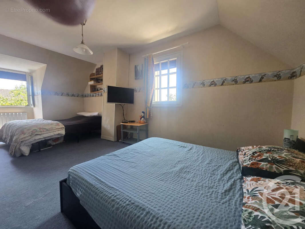Maison 100 m² à Villers-En-Ouche  - photo 9