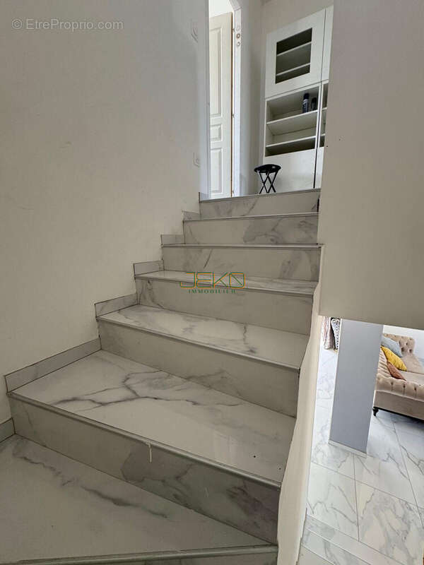 Maison 135 m² à La Calmette  - photo 9