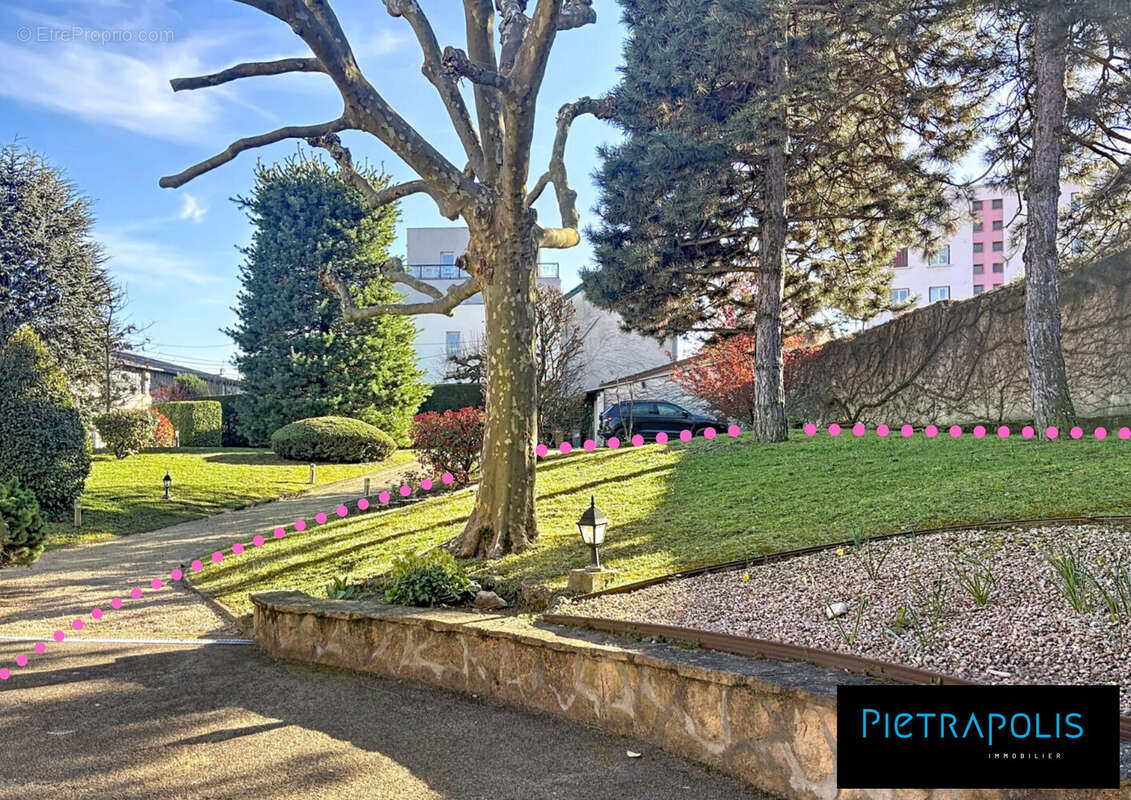 Maison à VILLEFRANCHE-SUR-SAONE