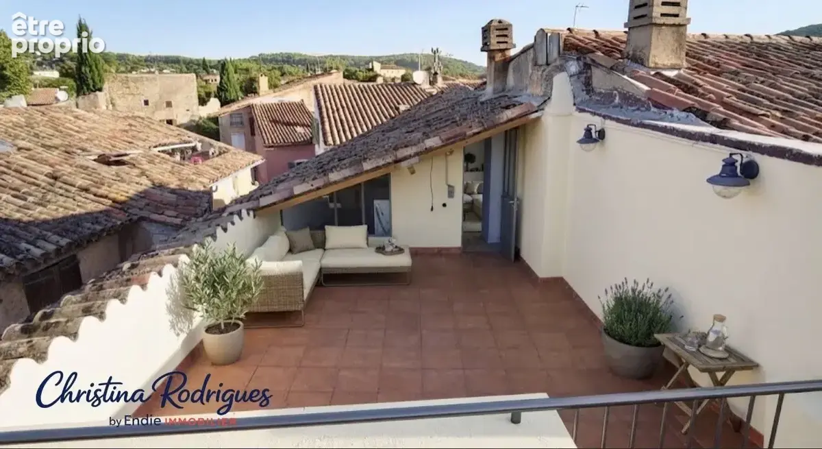 Lorgues maison de village t4 terrasse garage cave - photo 2