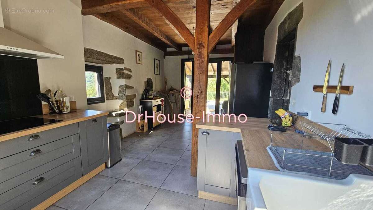 Maison à SAINT-CERE