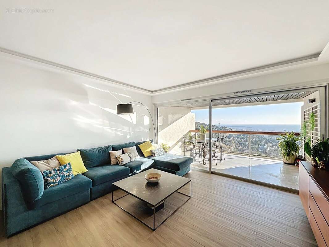 Appartement à LE CANNET