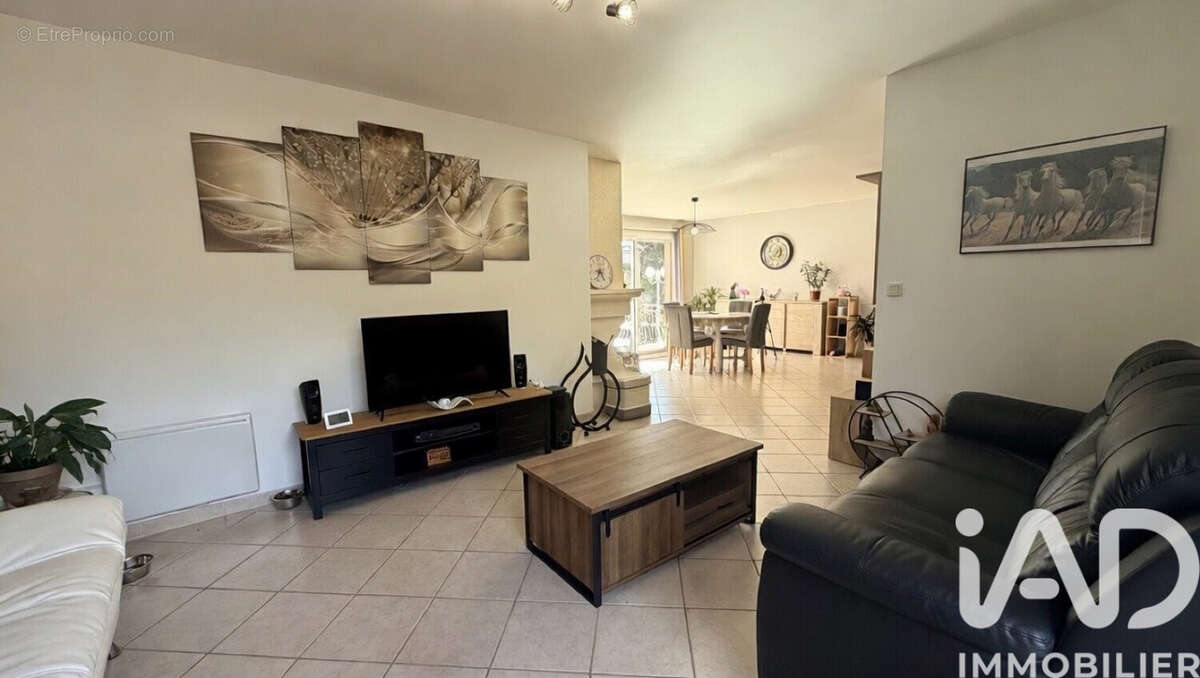 Photo 3 - Maison à GINASSERVIS