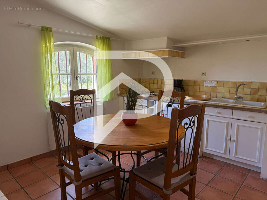 Maison à SAINT-JULIEN