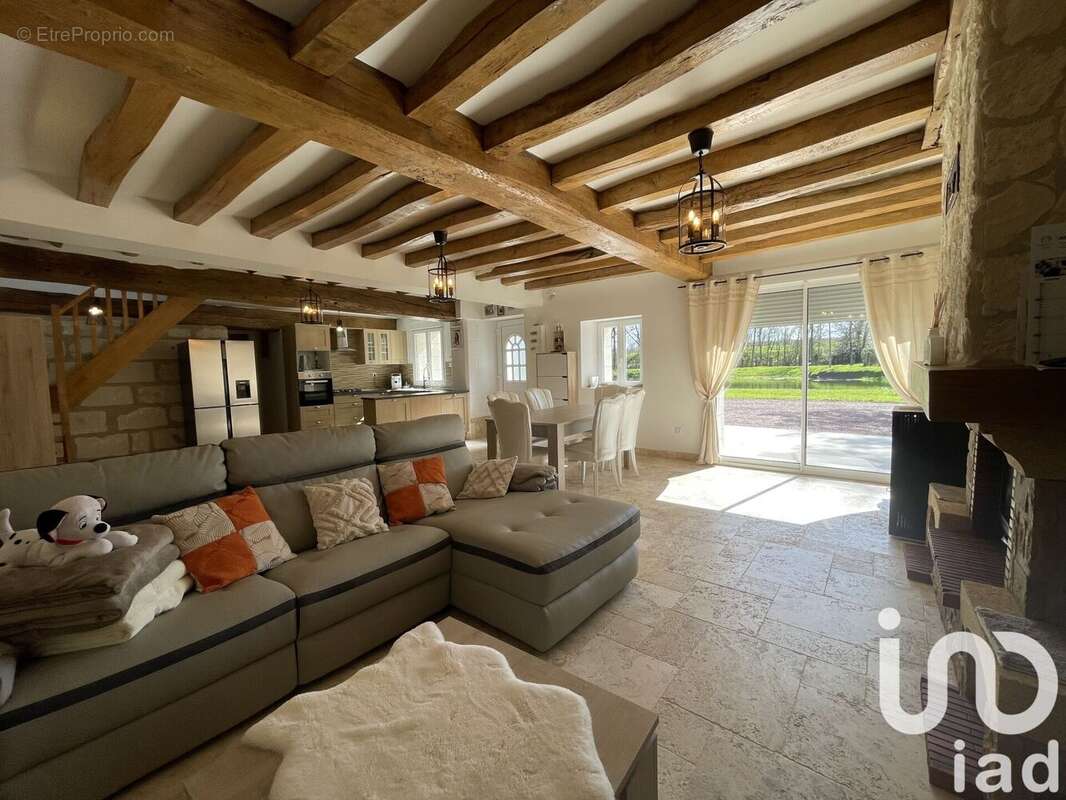 Photo 2 - Maison à LA CHAPELLE-SUR-LOIRE