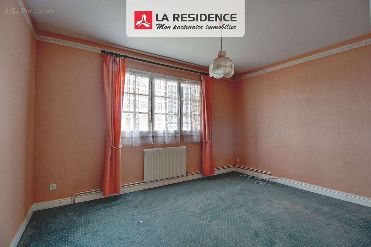 Maison 125 m² à Saint-Etienne-Du-Rouvray  - photo 7