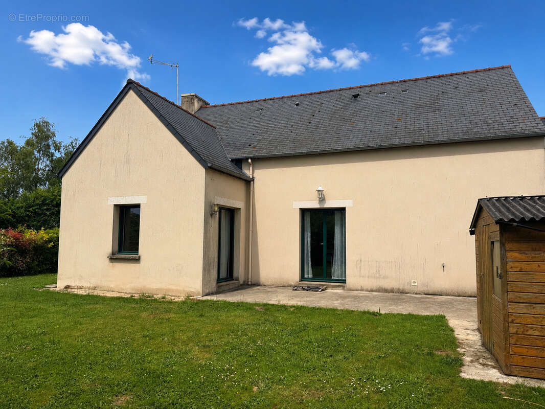 Maison à LOUVIGNE-DE-BAIS