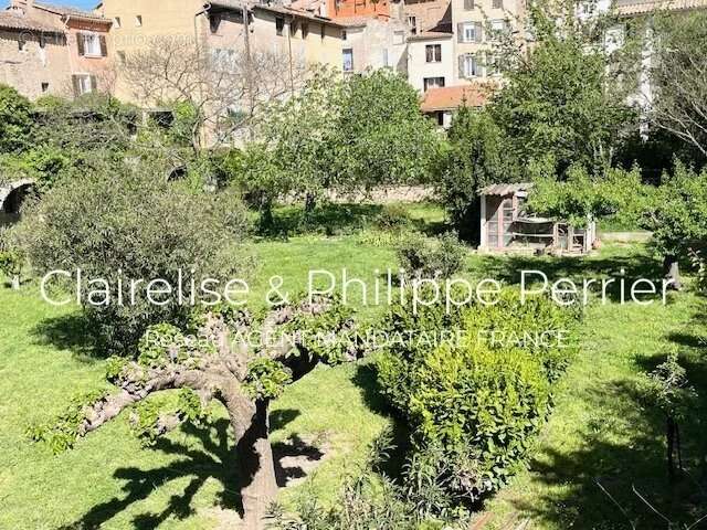 Maison à SALERNES