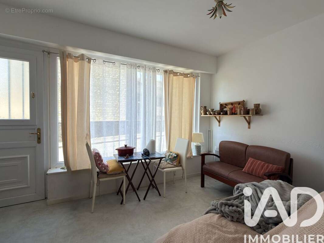 Maison 169 m² à Roncey  - photo 2
