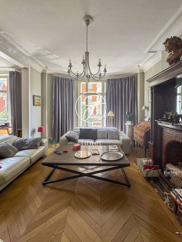 Appartement à LA MADELEINE