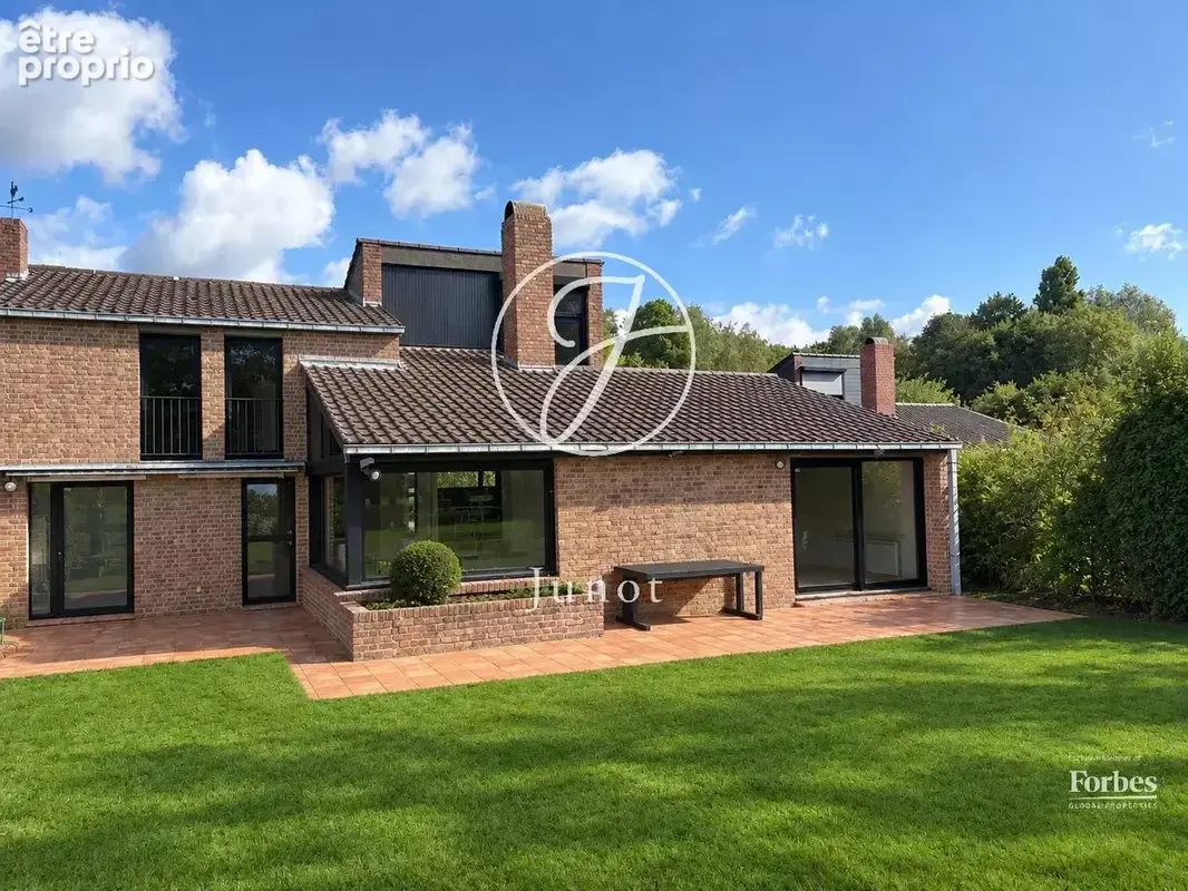 Photo Maison à Villeneuve-D'ascq au prix de 899 000€