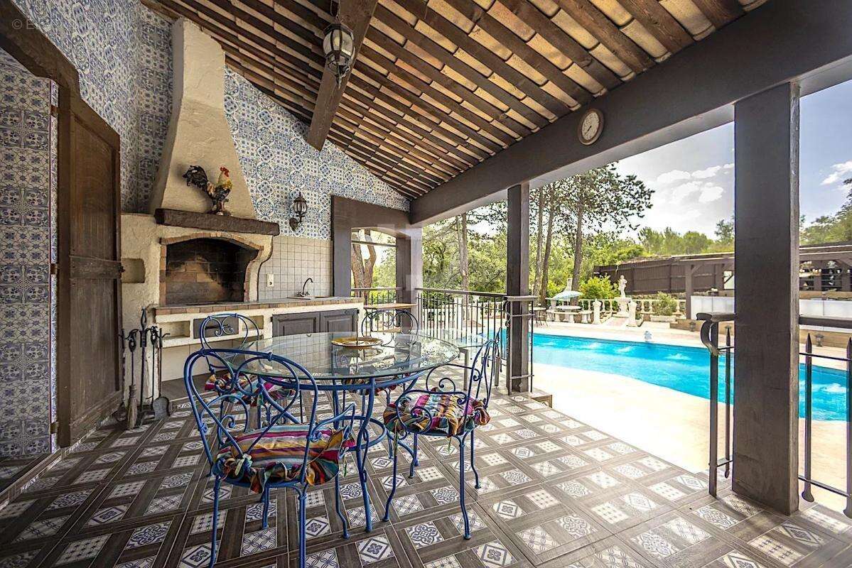 Maison à MOUANS-SARTOUX