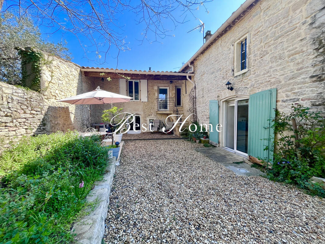 Maison à CALVISSON