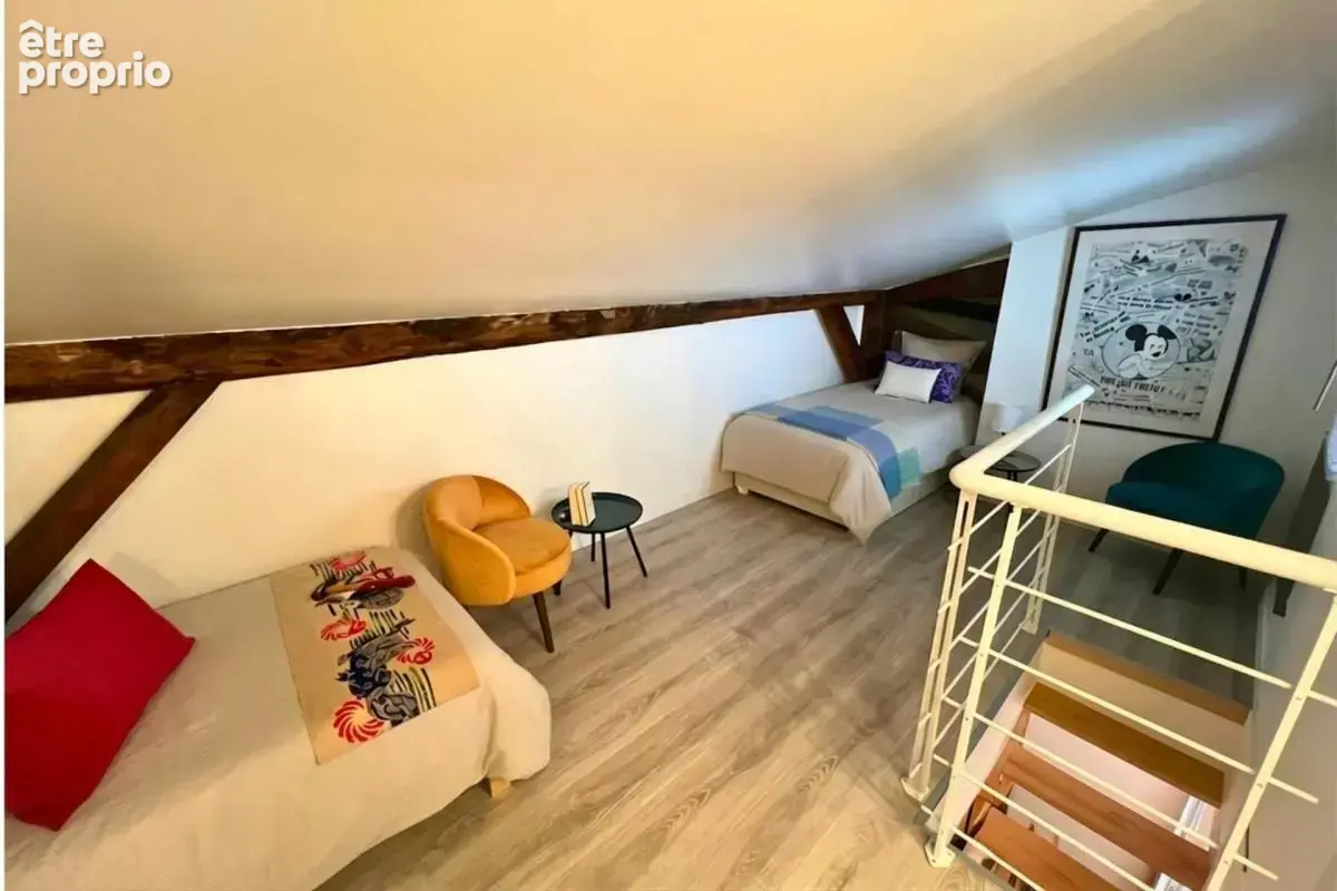 Paris 6e – Rue de Sèvres – Duplex de charme au dernier étage - photo 16