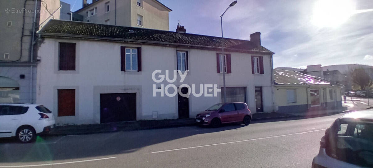 Maison à AUTUN