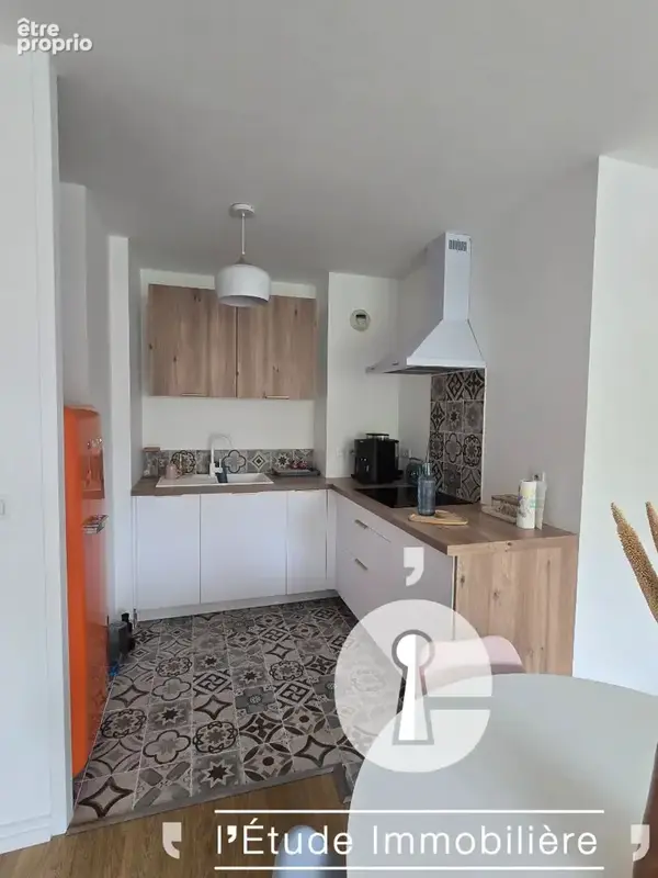 LAVAL - bel appartement - vue sur la Mayenne - photo 4