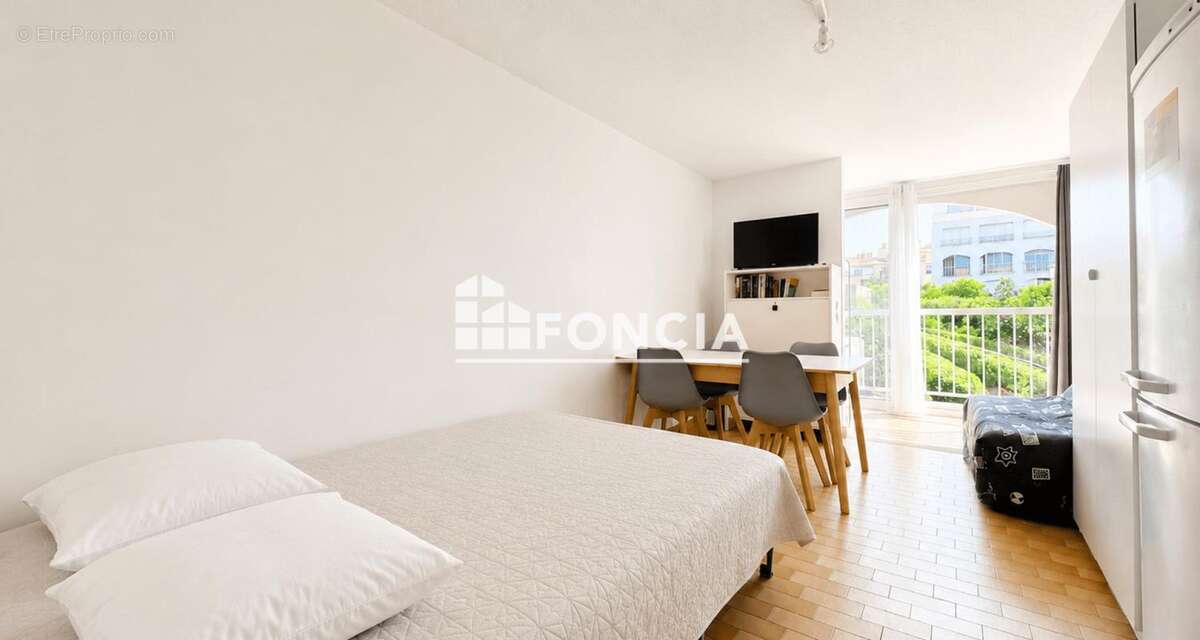 CAP D'AGDE – MÔLE - Grand studio avec loggia et parking privatif dans résidence sécurisée - photo 3