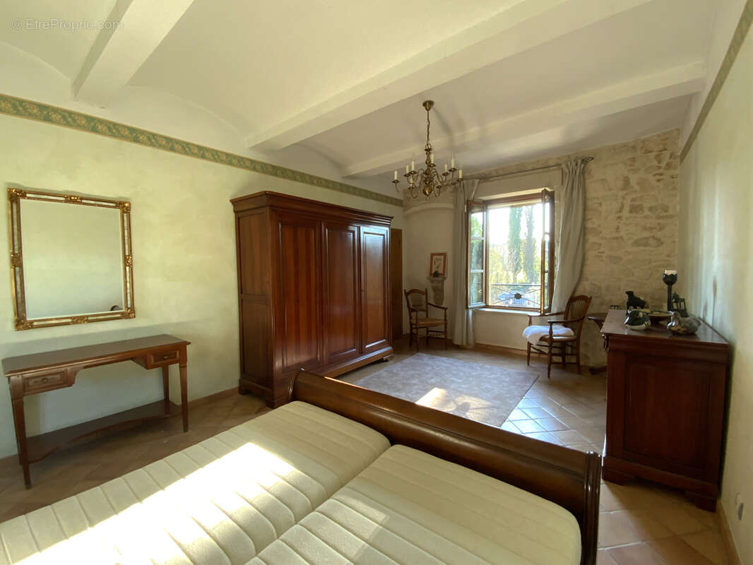 Belle maison de village en pierre avec jardin. - photo 21
