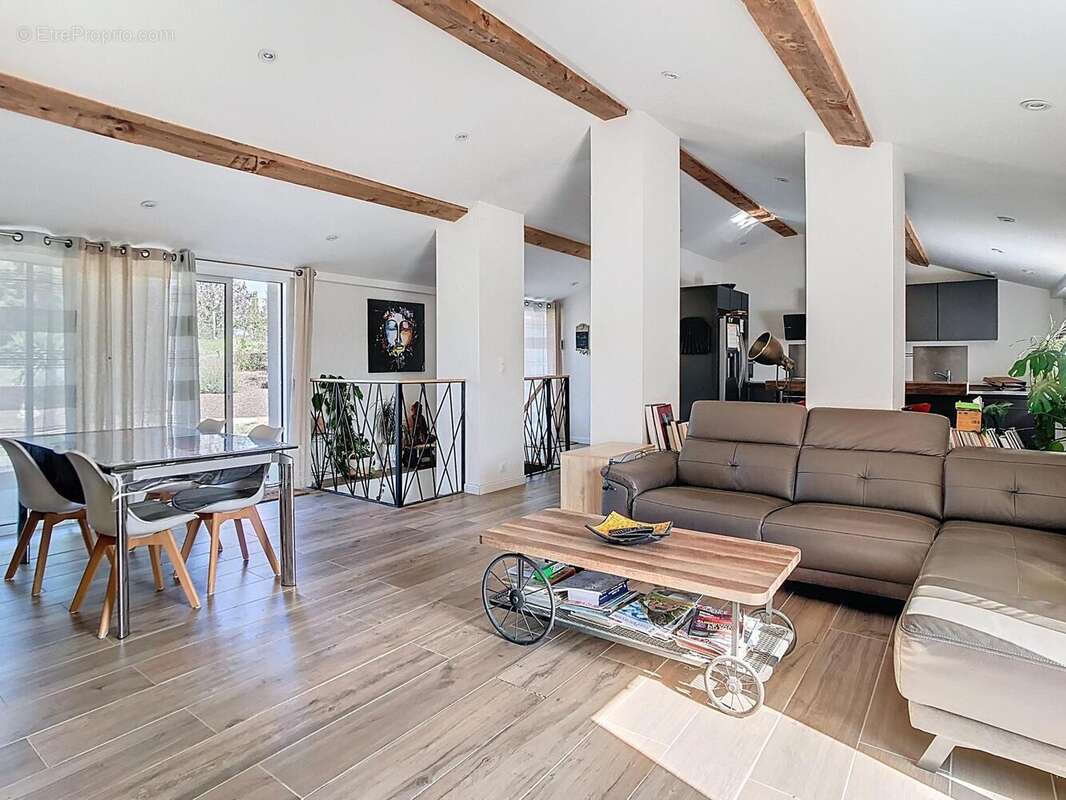 Photo 3 - Maison à LA POMAREDE