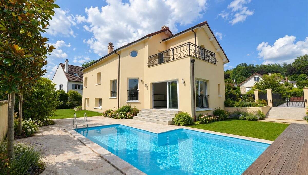 Maison à LOUVECIENNES