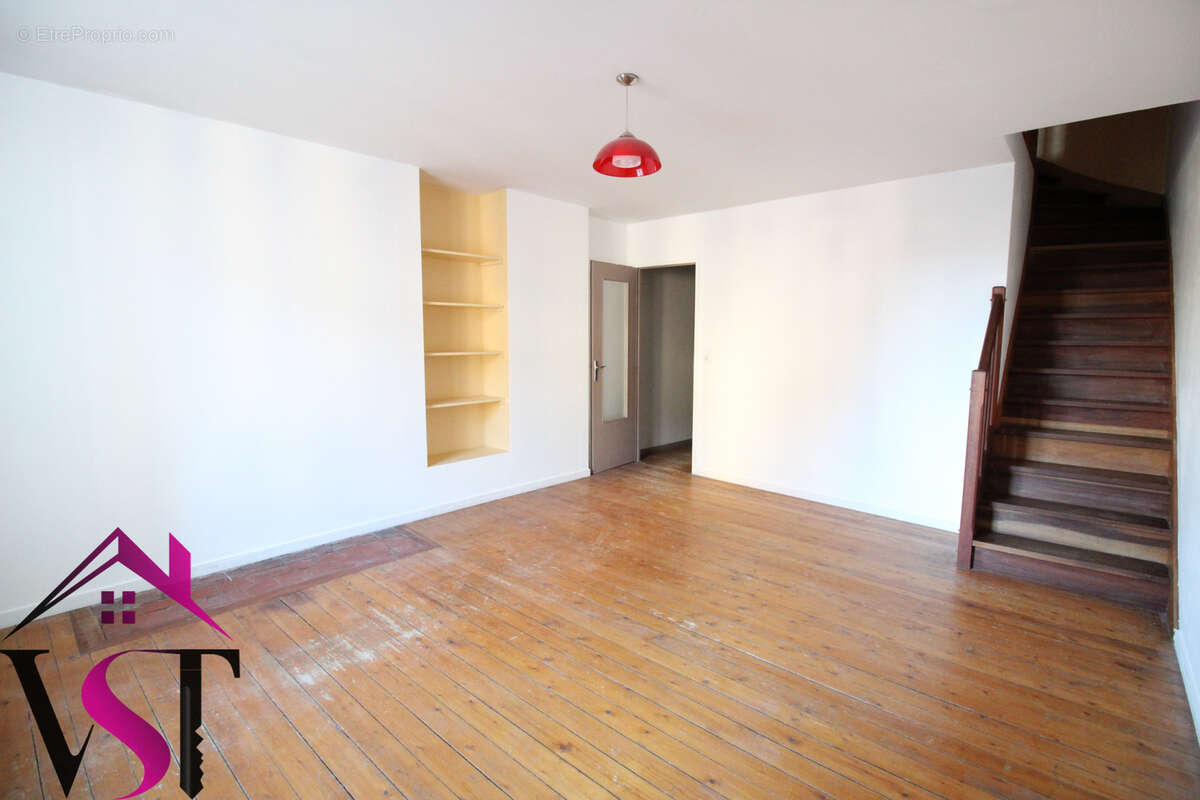 Appartement à AUXONNE