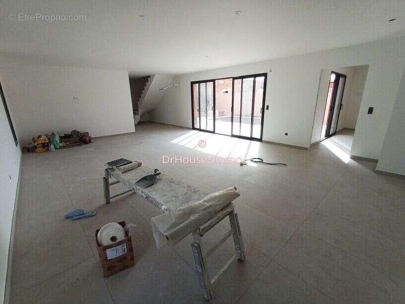 Maison à NEZIGNAN-L&#039;EVEQUE