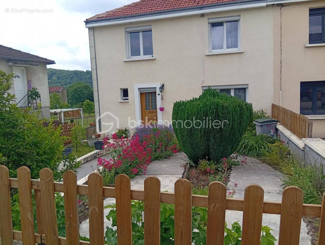 Maison à VIREUX-WALLERAND