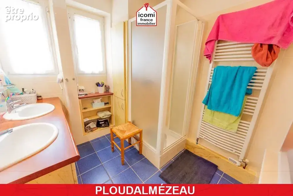 Finistere - ploudalmézeau (29830) - a vendre - appartement t5 133m² - 4 chambres - dalle beton - seul a l'etage - garage - beau  - photo 8