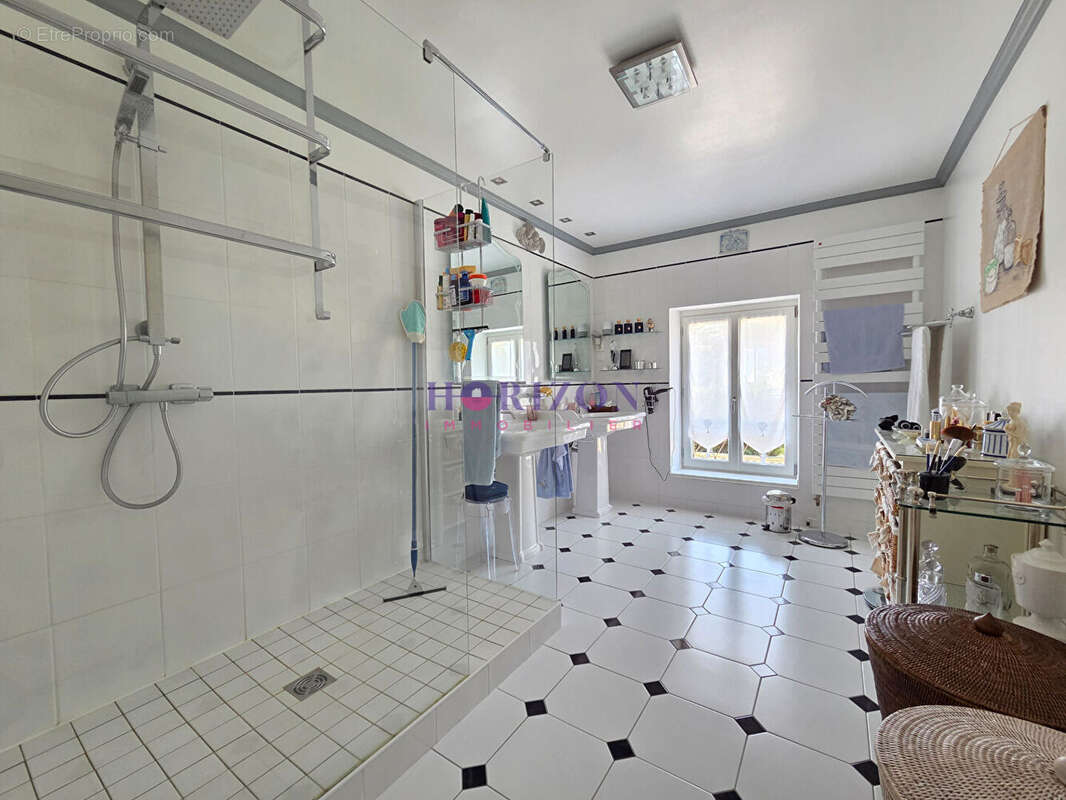 Maison à VILLERS-SOUS-SAINT-LEU