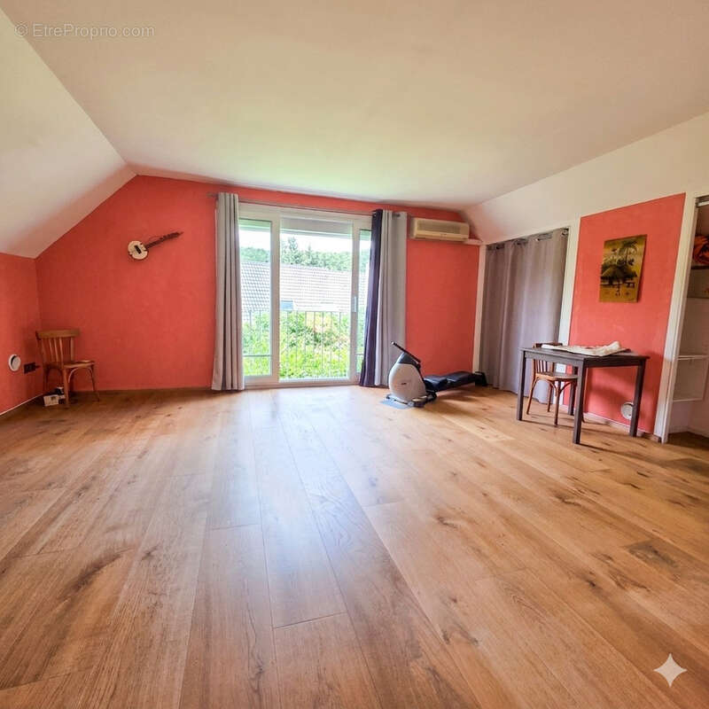 Maison à PLAISIR