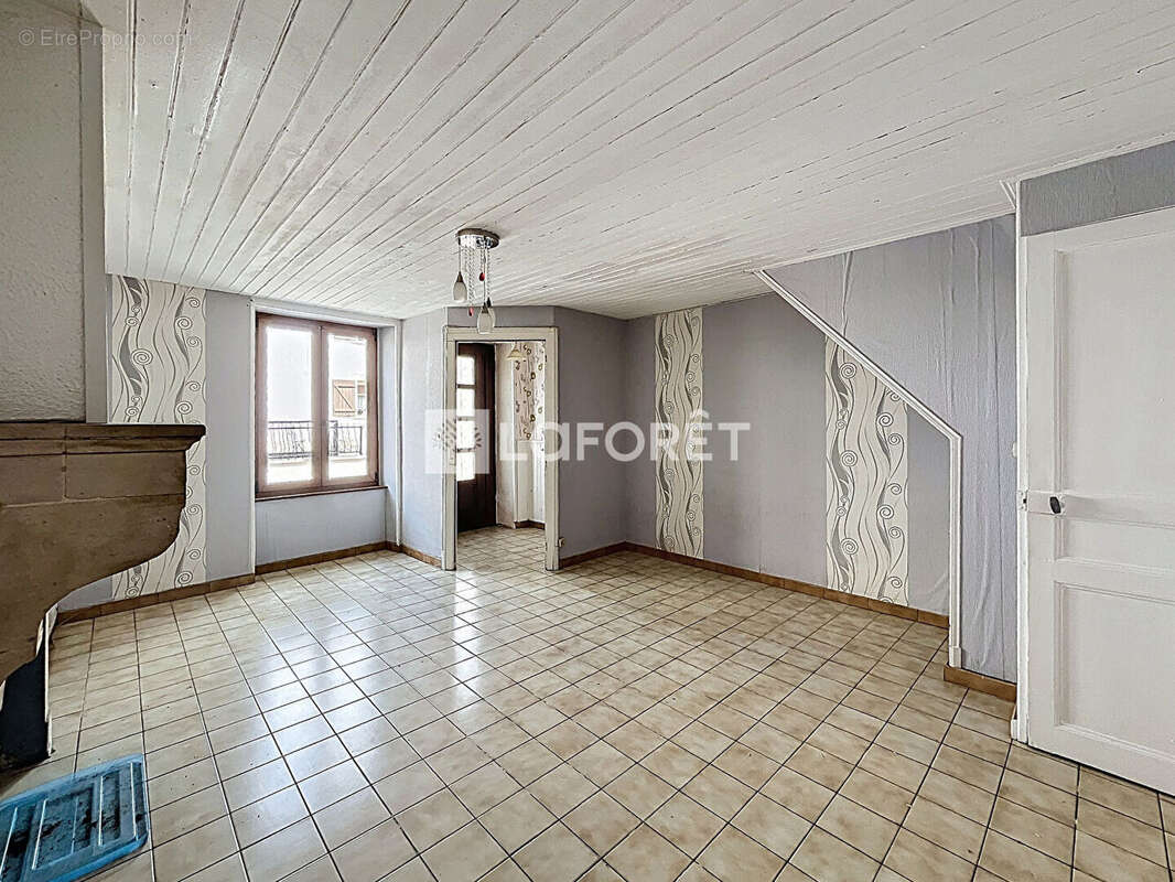Maison à VRAINCOURT