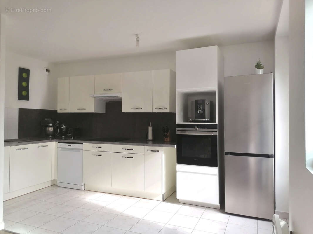 Appartement à VEMARS