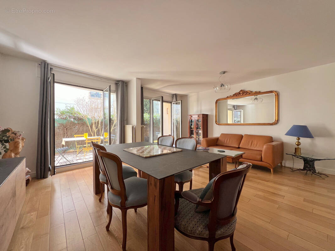 Appartement à ASNIERES-SUR-SEINE