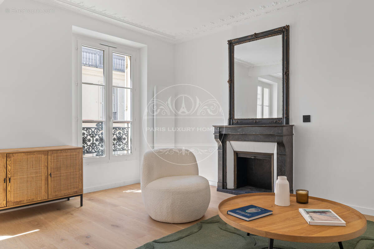 Appartement à PARIS-6E
