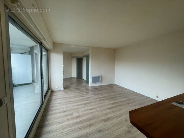 En vente - studio en bon etat - residence pour seniors de saint-maurice - photo 2