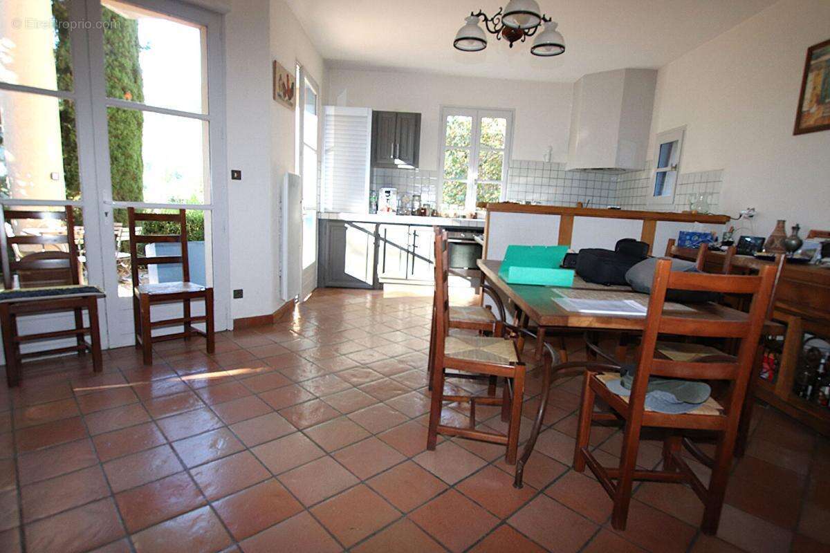 Maison à SAINT-AFFRIQUE