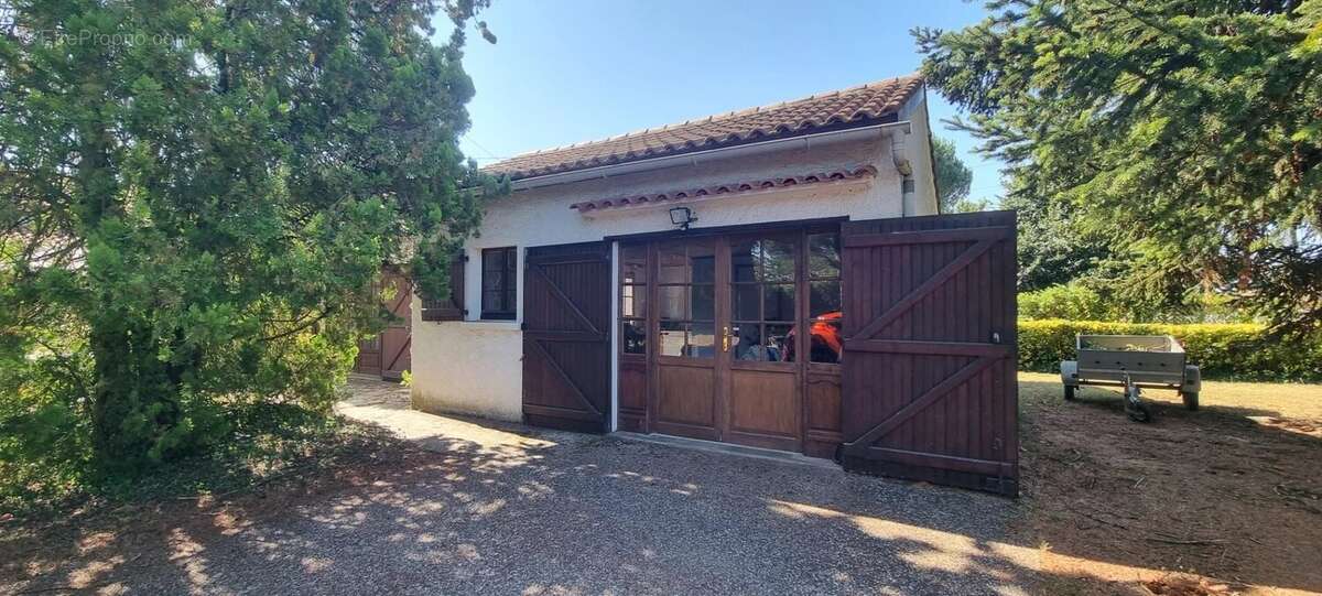 Maison de plain pied avec piscine - photo 13