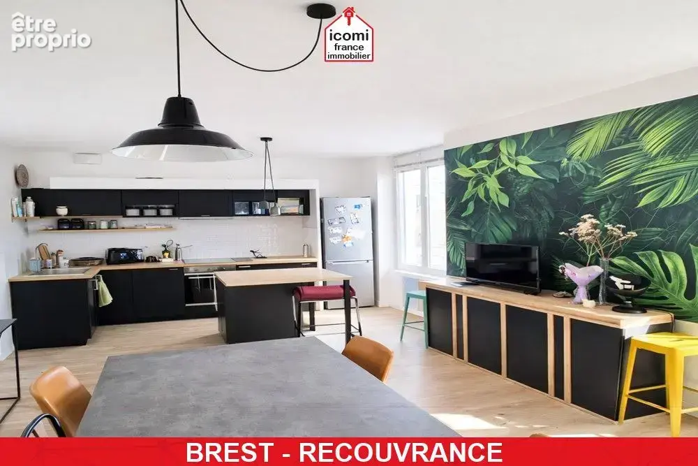 Finistere - brest (29200) - a vendre - immeuble 320m² - ( appartement de 86m² - un t2 de 51 m² - un local de 180m² )  centre vil - photo 3