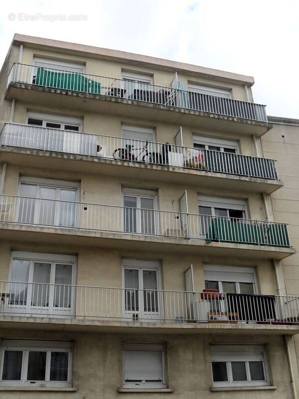 Appartement à BEZIERS