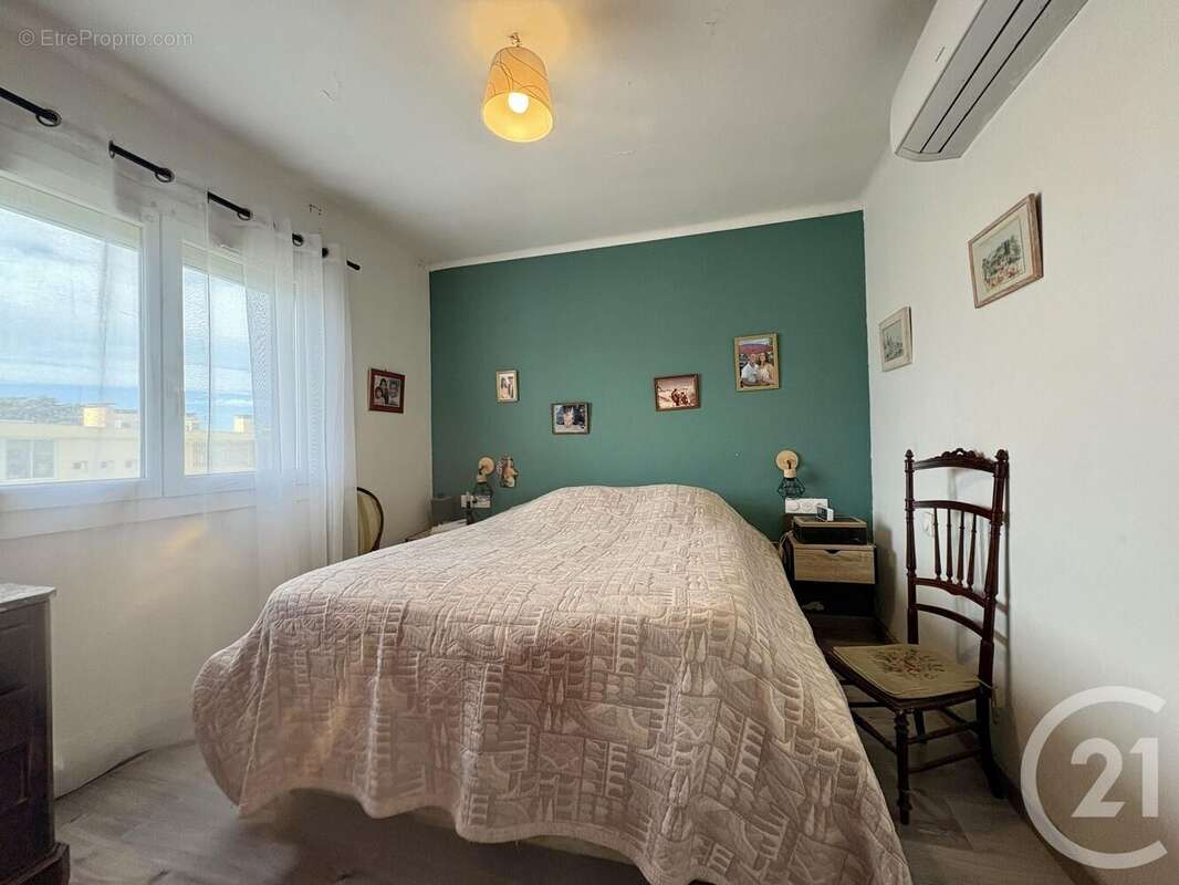 Appartement à SIX-FOURS-LES-PLAGES