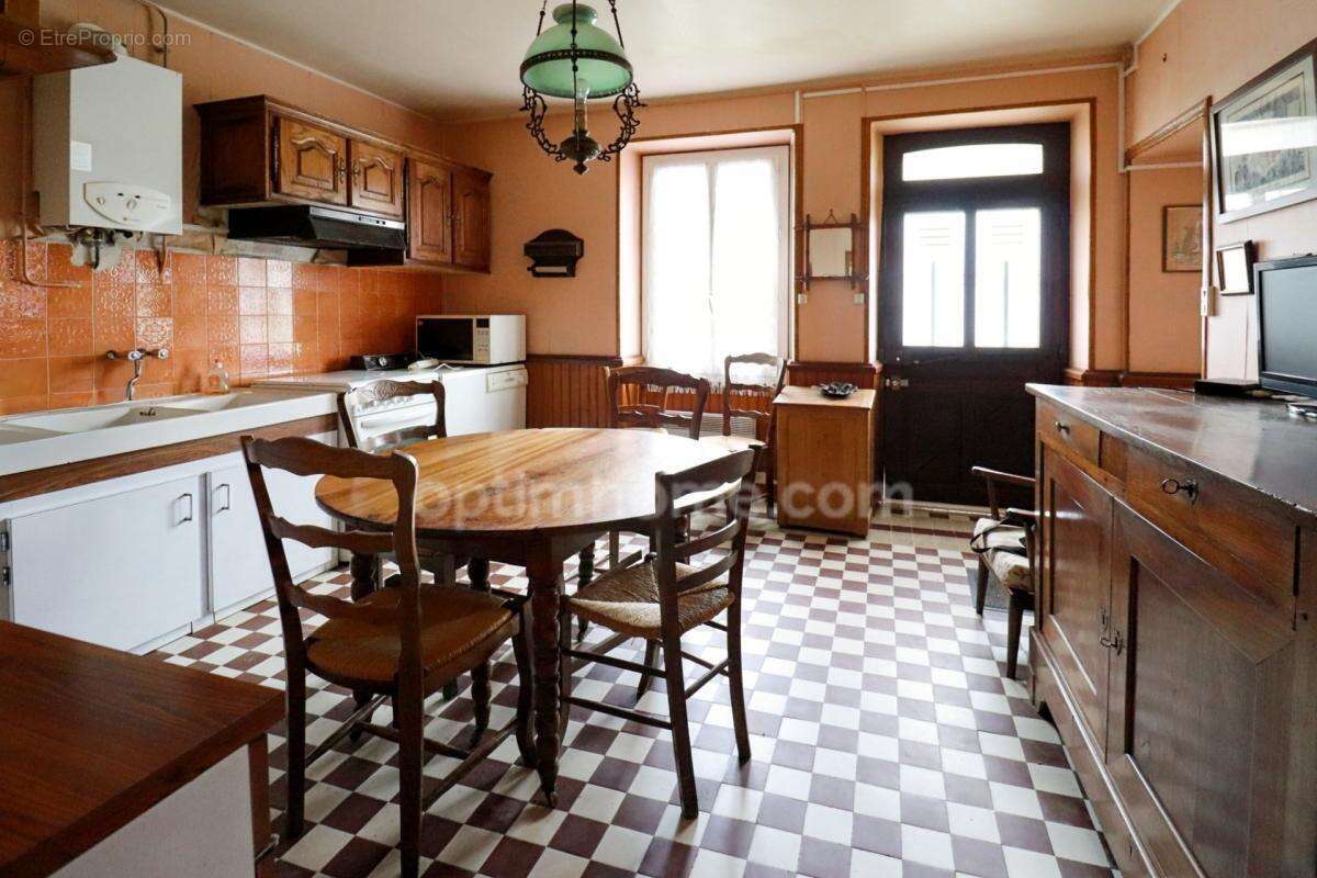 Maison 85 m² - 5 pièces - 3 Chambres - sur terrain de 365 m² - SAINT GEORGES LES LANDES (87) - photo 4