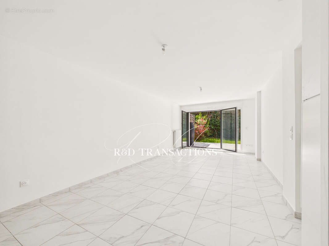 Appartement à NANTERRE