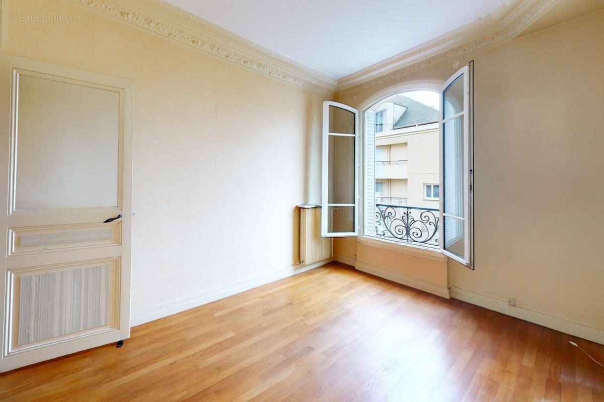Appartement à COLOMBES