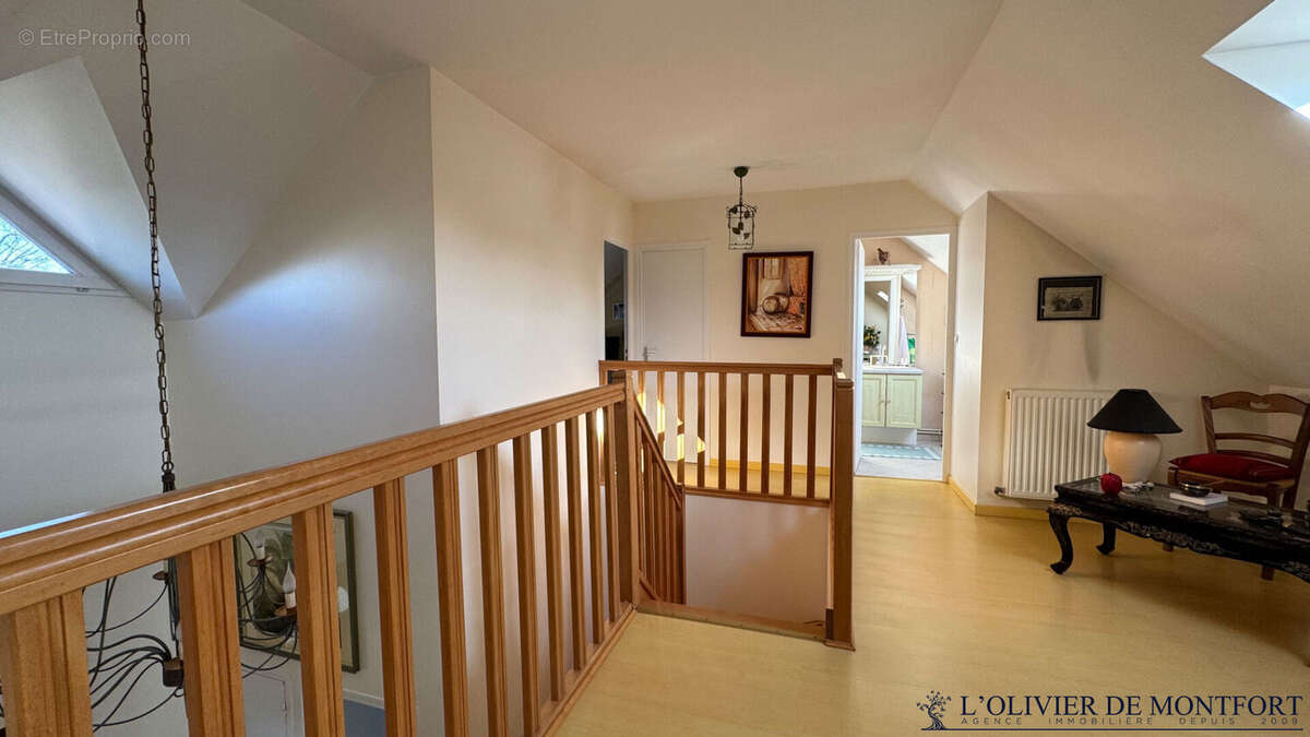 Maison à MONTFORT-L'AMAURY