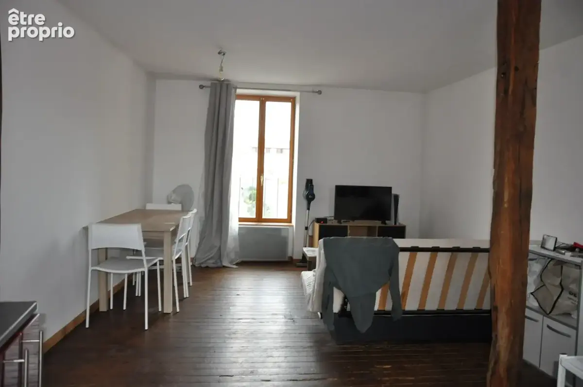 Immeuble de caractère en centre-ville, avec local commercial, duplex et appartement loué - photo 18